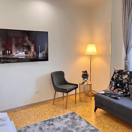 Little Vatican House